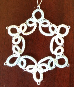 Lovely Old-Fashioned Lace - Tatting 11